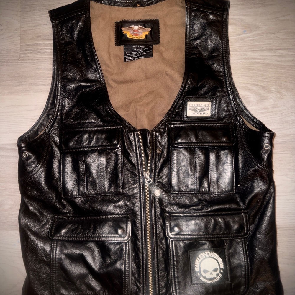 Vintage Harley-Davidson real leather motorcycle vest size medium